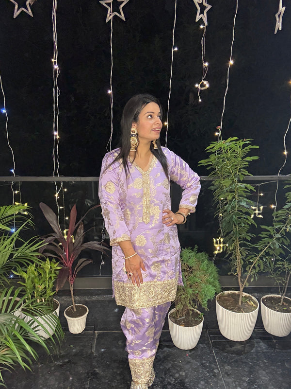 Lavender Zari Embroidered Kurta & Pant