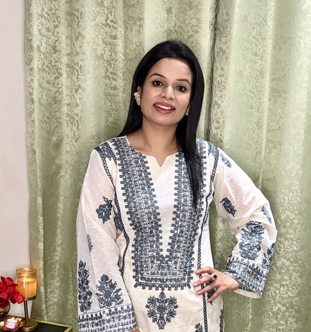 Ivory Blue Thread Embroidered Kurta & Pant