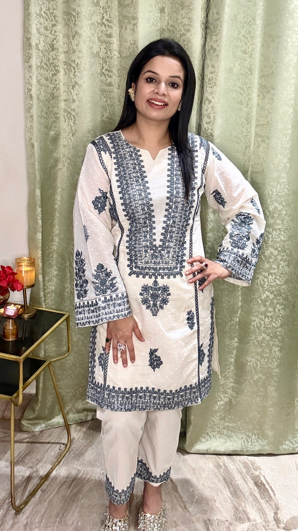 Ivory Blue Thread Embroidered Kurta & Pant