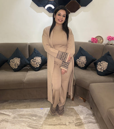 Beige Premium Knit Winter Long Shrug (3-Piece Set)